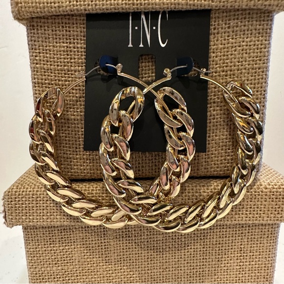 NWT INC International Concepts Hoop Earrings - gold tone Chain style BIG - Picture 6 of 12